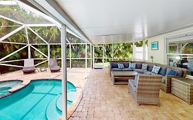 Eastwood Hideaway